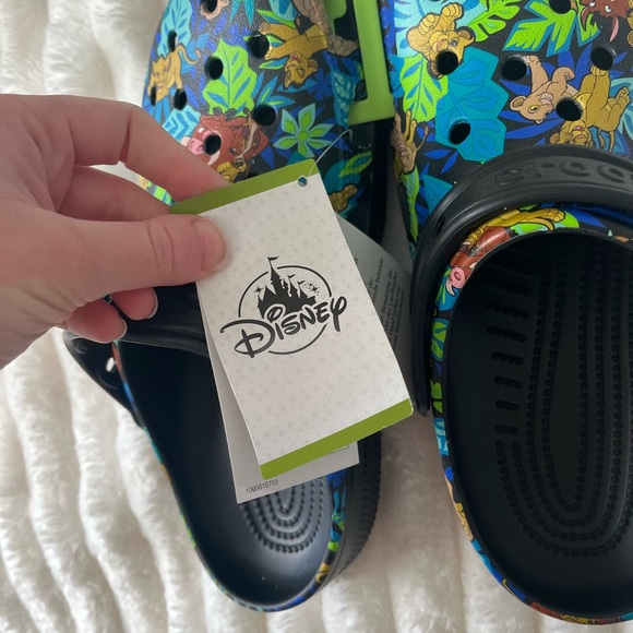 NWT Disney Lion King Crocs - Picture 3 of 5